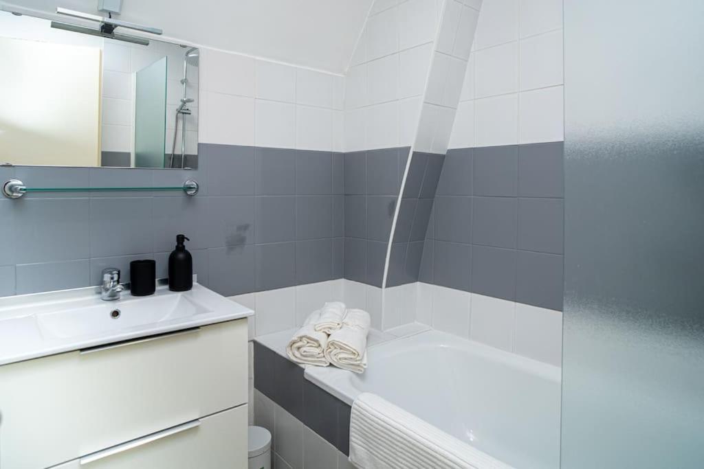 New Place Gramont-Proche Chateau Apartment Pau Ngoại thất bức ảnh